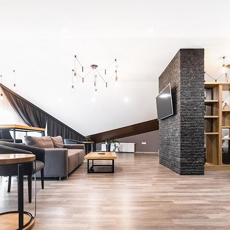 Geography Hotel Veresneve Kültér fotó