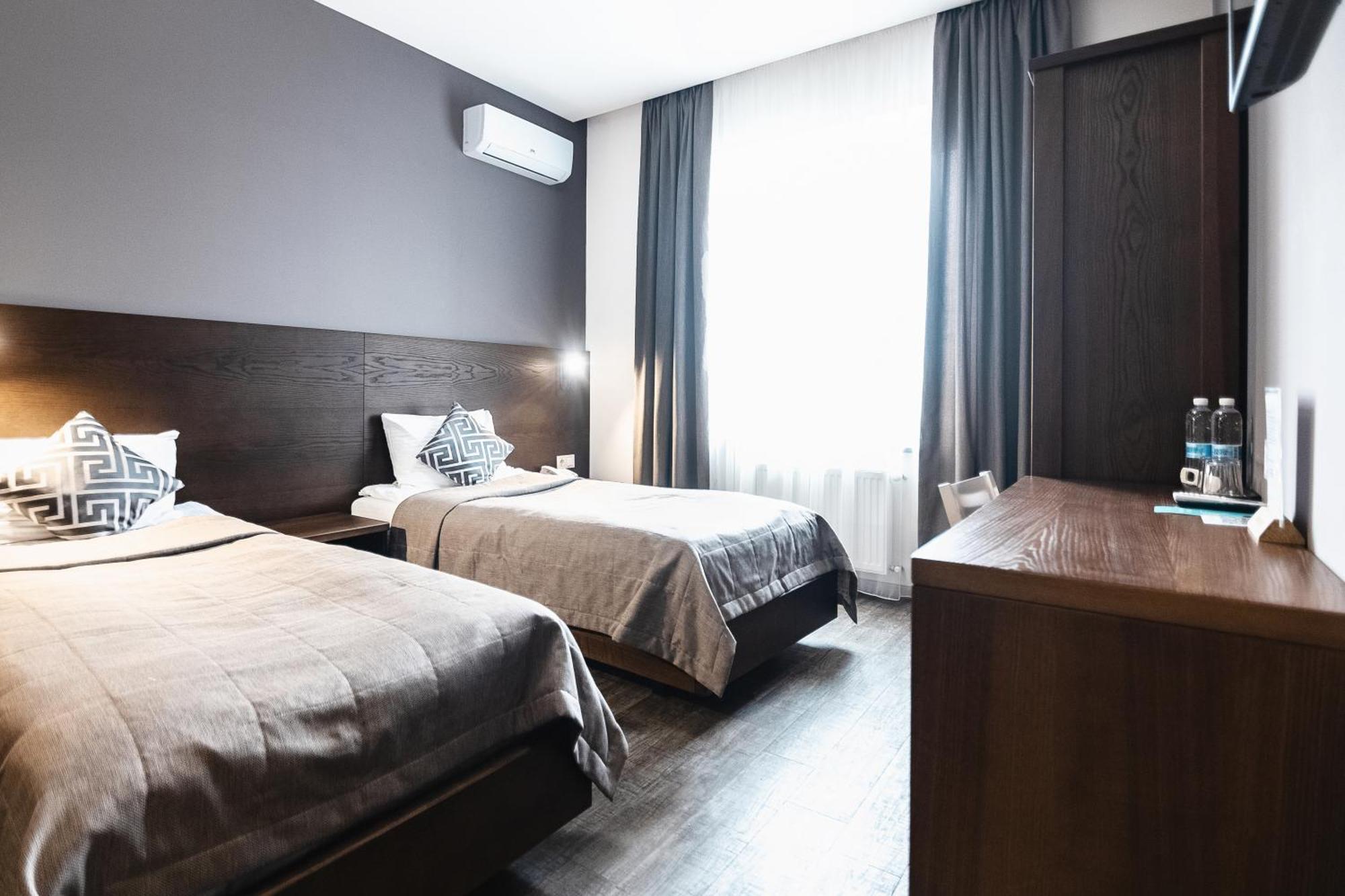 Geography Hotel Veresneve Kültér fotó