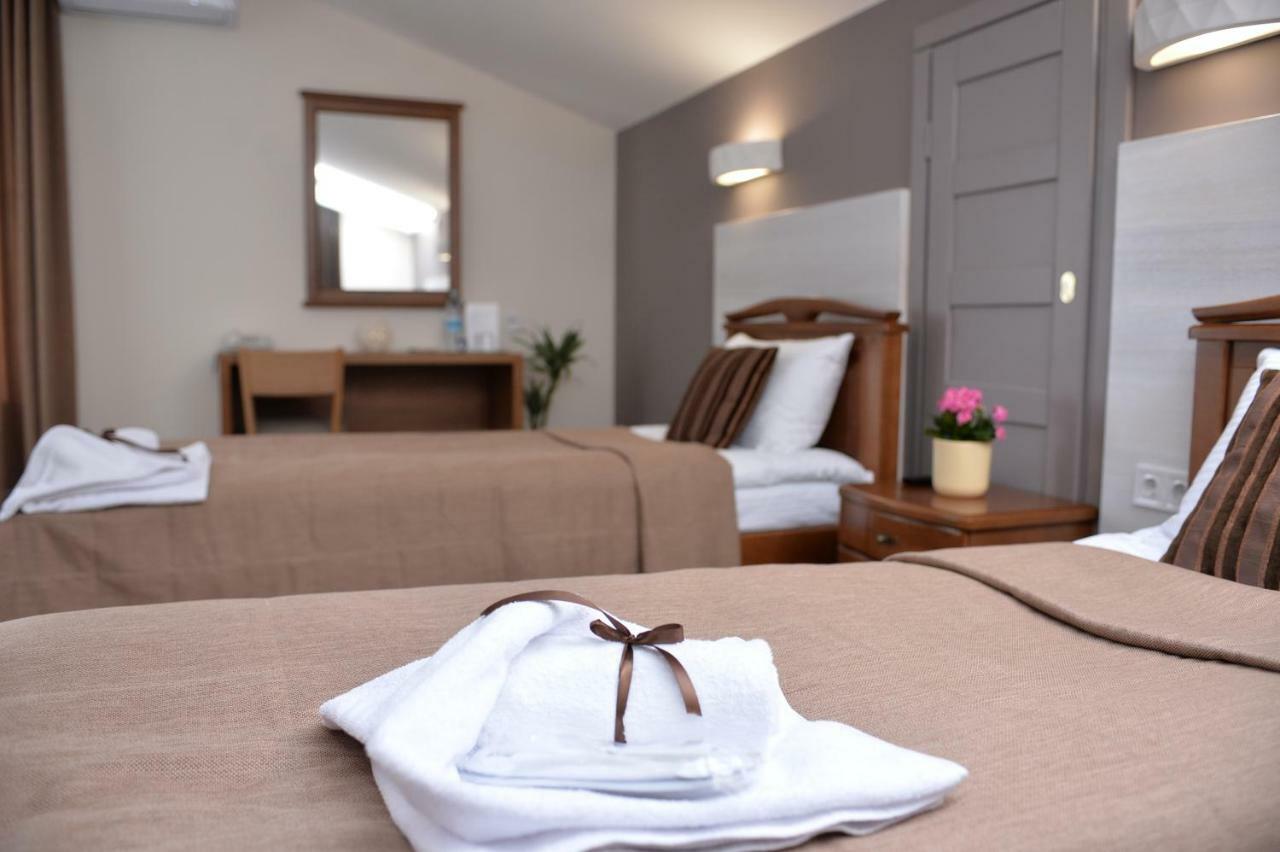 Geography Hotel Veresneve Kültér fotó